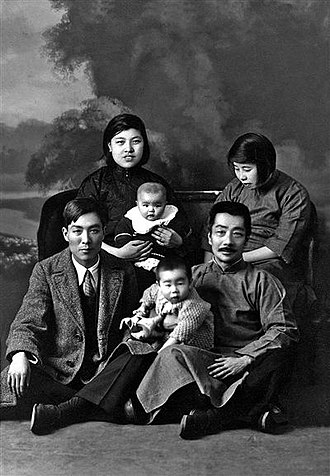 family photo of the Lu's and the Feng's